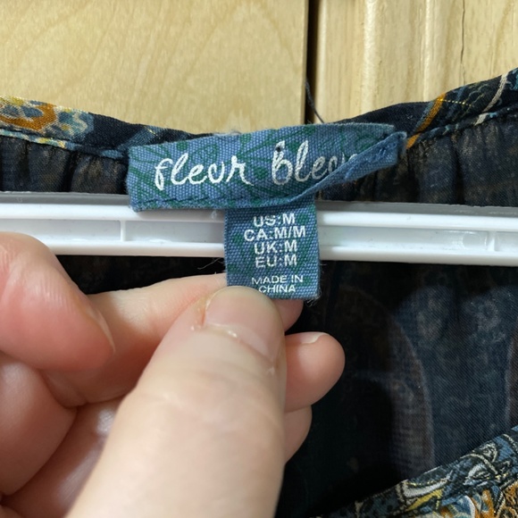 Women Medium Beautiful Boho Blouse with a Hint of Tinsel Spirited Spring - Picture 4 of 6